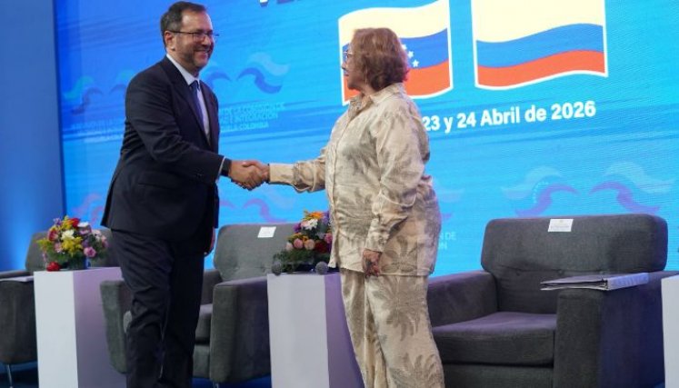 Cancilleres de Venezuela, Yván Gil, y de Colombia, Rosa Villavicencio/Foto: Cortesía