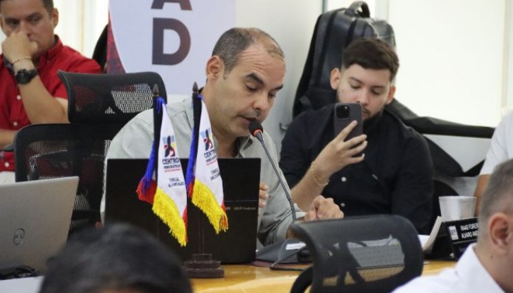 Concejal Álvaro Raad, durante su intervención en el control político/Foto Nicolás Angarita
