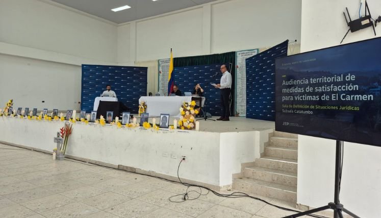 Víctimas de los falsos positivos de El Carmen conocen alcances de la justicia restaurativa.