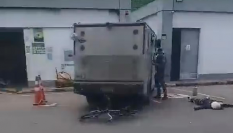 Carro de valores, Soacha. Foto:  Captura de video de X Portal La Verdad @portallaverdad_