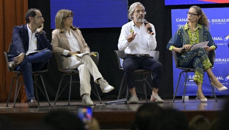 Los candidatos José Manuel Restrepo, Martha Lucía Zamora y Juan Daniel Oviedo/Foto cortesía El Heraldo