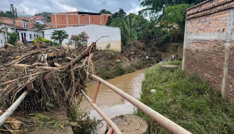 El desbordamiento del río Tejo genera inundaciones en las viviendas ribereñas.
