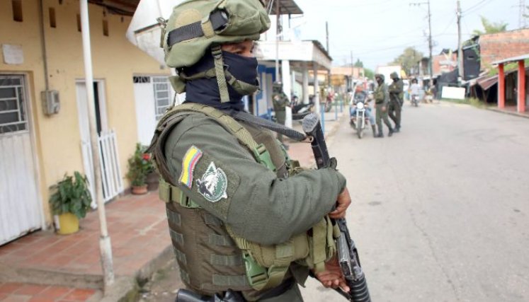 La Fuerza Pública mantiene constante patrullaje en la región del Catatumbo./Foto Carlos Ramírez
