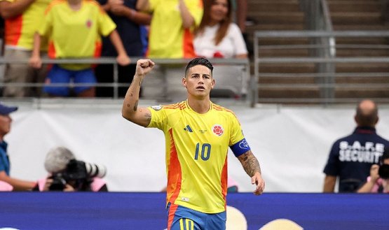  El mediocampista colombiano James Rodríguez espera definir su futuro con el Sao Paulo.