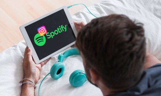Instagram and Spotify. Foto freepik