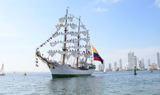 BUQUE GLORIA / CORTESÍA DE X 