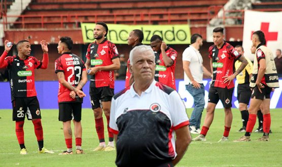 Richard Páez, DT del Cúcuta Deportivo. 