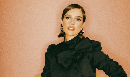 Paula Arenas convierte la nostalgia y el cambio en el corazón de su nuevo álbum.