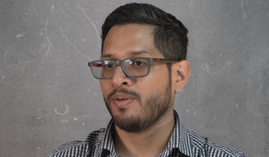 Bayron Falla Delgado, líder promotor de Dale Play Fest 2025/Foto Carlos Ramírez/La Opinión