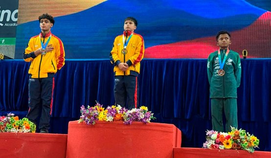 Joshua Atehourtua y Alejandro Libreros. 