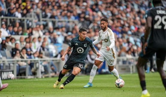 El colombiano actuó 63 minutos, dejando buenas sensaciones en su equipo y la afición.