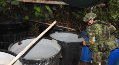La estructura tenía una capacidad de producción de más de 1.1 toneladas de estupefacientes al mes. / Foto: Ejército Nacional
