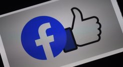 Google y Facebook captan una parte notoria de los ingresos publicitarios./ Foto: AFP