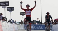 Pogacar aumentó su ventaja en la clasificación general. Su inmediato perseguidor, Yates, que marchaba 5º al inicio de la etapa, está a 43 segundos. / Foto: AFP