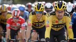 Tom Dumoulin (derecha), ciclista del Jumbo Visma,  anunció en  enero de 2021, que se retira del deporte por un tiempo, debido a fatiga mental. / Foto: @tom_dumoulin