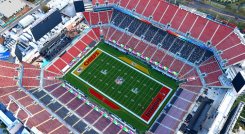 El Raymond James Stadium acogerá a 25 mil aficionados, 7.500 de ellos son trabajadores sanitarios ya vacunados contra la COVID-19.
