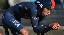 Egan Bernal continúa su preparación para el Giro de Italia.