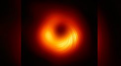  agujero negro supermasivo ubicado en el centro de la galaxia Messier 87 (M87), situada a 55 millones de años luz de la Tierra. / Foto: AFP