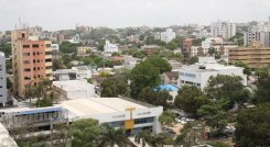 El toque de queda nocturno regirá desde las 11:00 p.m., hasta las 5:00 a.m., del 25 al 29 de marzo, y del 31 de marzo al 5 de abril./FOTO: Colprensa