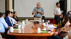 Jairo Yáñez sigue sin conectar su gobierno y sus planes con los cucuteños./Foto Archivo La Opinión