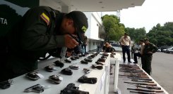 La prohibición de armas por parte de civiles se estableció desde finales de 2015, durante el gobierno de Juan Manuel Santos./ Foto: archivo-La Opinión