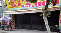 Uno de los locales comerciales está ubicado en la calle 8 con avenida 4.
