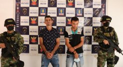 Valentín Ortiz y Alexander Galvis Ovalle fueron detenidos en la vía a Puerto Santander.