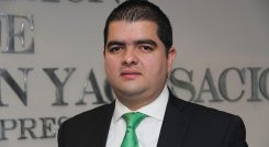 Abren investigación contra senador Julián Bedoya por su título de abogado./FOTO: Colprensa