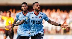 Dani Alves zaguero del Sao Paulo de Brasil