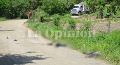 Los dos hombres aparecieron con más de tres tiros