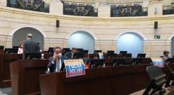 En el Senado se cumple la moción de censura contra el ministro de la Defensa, Diego Molano. 