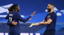 Karim Benzema regresó a la selección francesa después de un largo receso. 