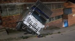 La altura de la valla será reducida para evitar el ingreso a la rampa. / Cortesía/ La Opinión 