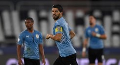 Con Luis Suárez comenzando desde el banco, los charrúas terminaron en la segunda posición del grupo con siete unidades. / Foto: AFP