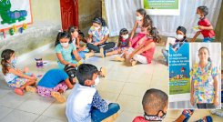 La profesional convirtió su casa en un salón de clases para los niños y niñas de su comunidad. Los vecinos valoran su esfuerzo y dedicación. / Foto: Marina Ramírez