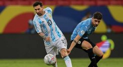 Lionel Messi se encuentra en Barcelona para  firmar su nuevo contrato con el  Barcelona.