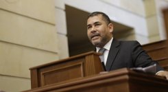 El representante Alejandro Carlos Chacón fue elegido presidente de la Comisión Segunda.