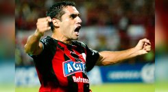 Charles Castro, jugador uruguayo que sirvió al Cúcuta Deportivo. 
