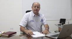 Director de la ESAP, Oscar Eduardo Carvajal.
