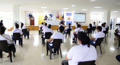 Se han atendido 142 microempresarios, 55 de ellos han abierto cuentas por primera vez y 90 recibieron códigos QR. / Foto Cortesía