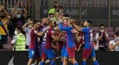 El Barcelona, goleó al Real Sociedad haciendo olvidar por un instante a Lio Messi.