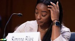  Simone Biles, McKayla Maroney, Maggie Nichols y Aly Raisman denunciaron este miércoles la inacción de las autoridades deportivas y de la policía federal para prevenir las agresiones sexuales.