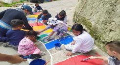 Los niños aprenden diferentes artes. Foto: Cortesía/La Opinión.