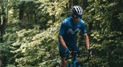 Miguel Ángel López con el Movistar Team. 