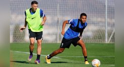 Santiago Arias y Carlos Bacca juegan para el Granada. / Foto: Twitter