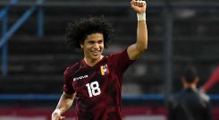Venezuela consiguió su segunda victoria en las eliminatorias al derrotar a Ecuador