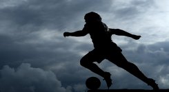 Estatua Diego Armando Maradona.
