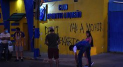 Hinchas de Sportivo Luqueño llegaron hasta la sede del club y amenazaron al equipo.