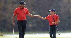Tiger Woods y su hijo Charlie hicieron una buena presentación.