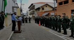 Homenaje a policías muertos